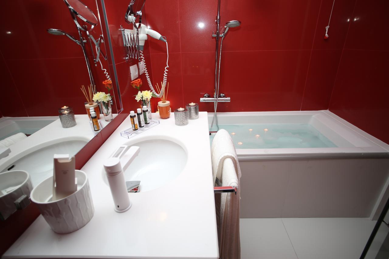 Neranxi Boutique Hotel - Ish Divina 4* Tirana